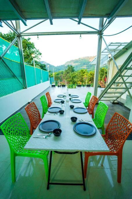 Spicy Mango Lakeside Abode - Luxurious Villa In Pawana لونافالا المظهر الخارجي الصورة