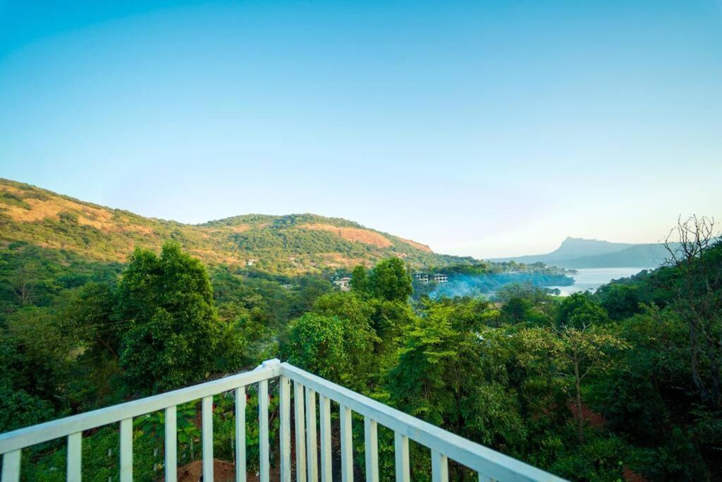Spicy Mango Lakeside Abode - Luxurious Villa In Pawana لونافالا المظهر الخارجي الصورة