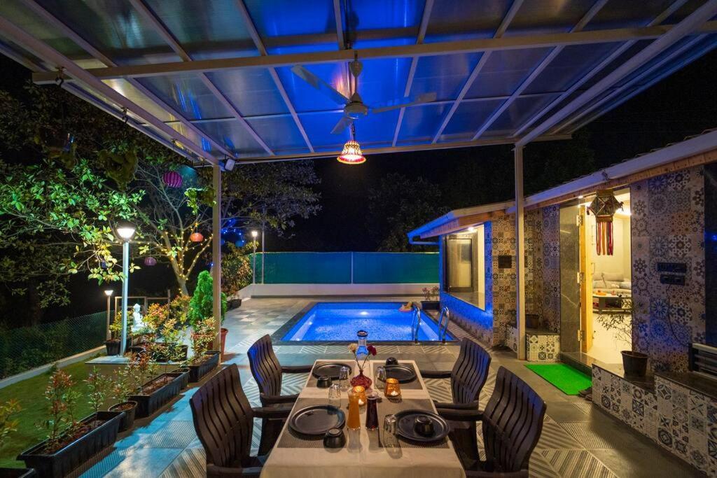 Spicy Mango Lakeside Abode - Luxurious Villa In Pawana لونافالا المظهر الخارجي الصورة